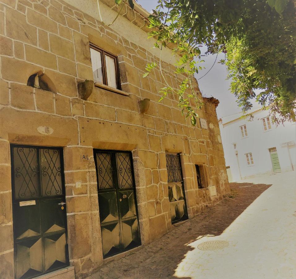 הוילה פיניאל Casa Porta De Santiago מראה חיצוני תמונה