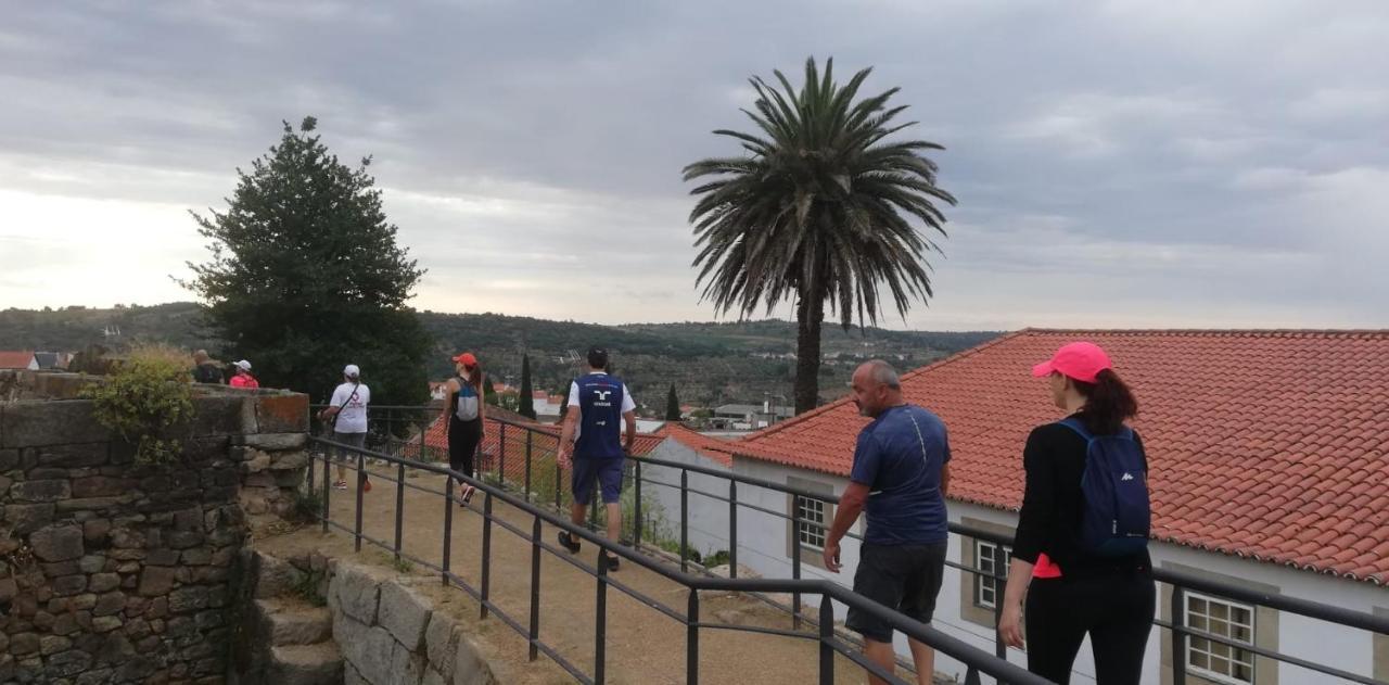 הוילה פיניאל Casa Porta De Santiago מראה חיצוני תמונה